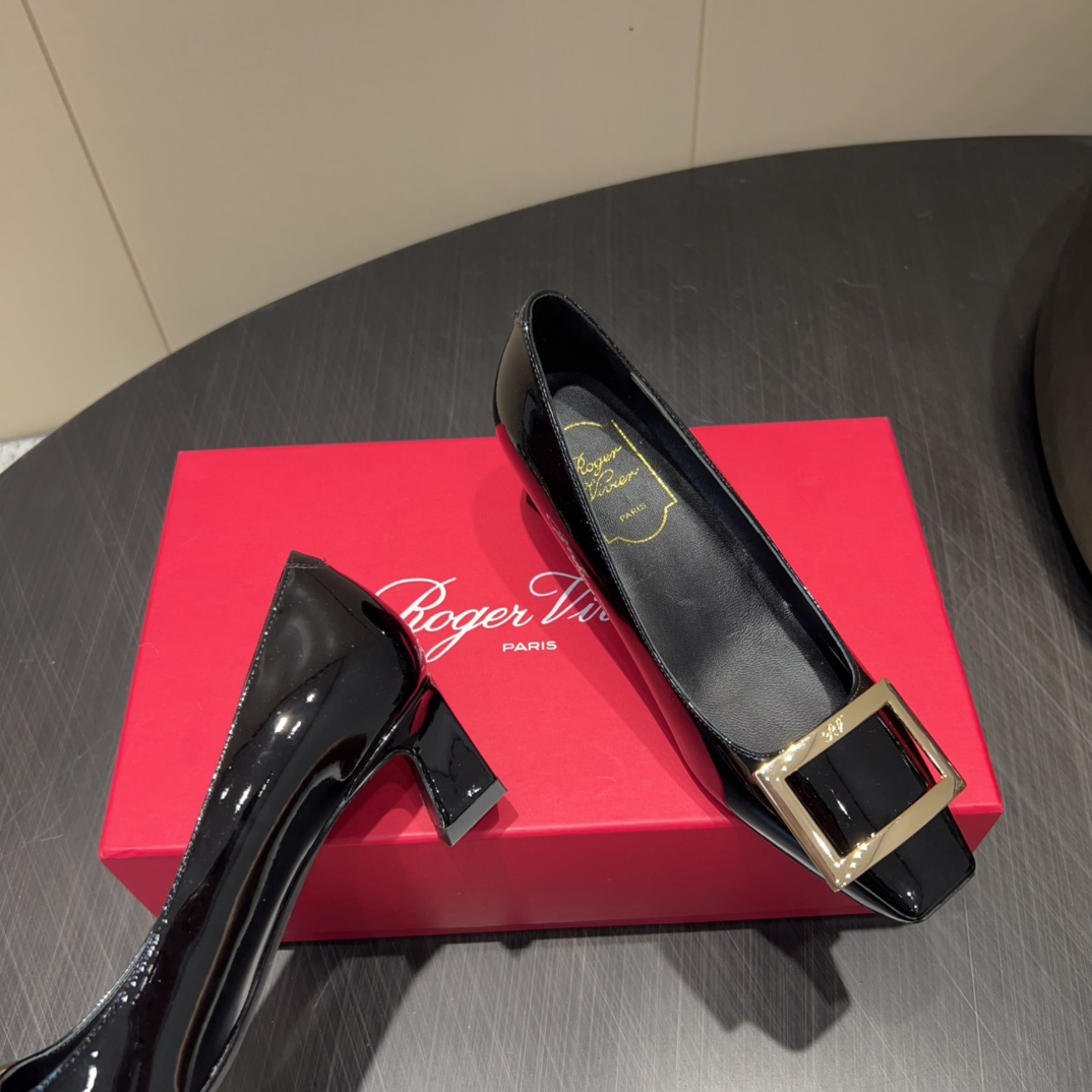 Women's high heels